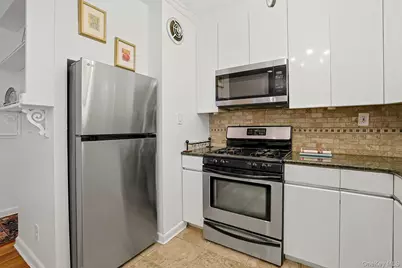 1255 North Avenue #B-4j, New Rochelle, NY 10804 - Photo 7