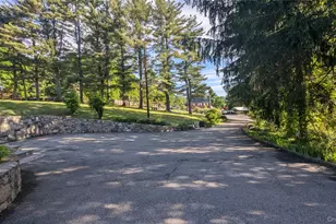 11 Dyckman Dr, Mohegan Lake, NY 10547 - Photo 5