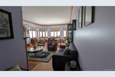 11 Dyckman Drive, Mohegan Lake, NY 10547 - Photo 17