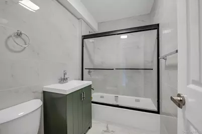 2114 Lacombe Avenue, Bronx, NY 10473 - Photo 15