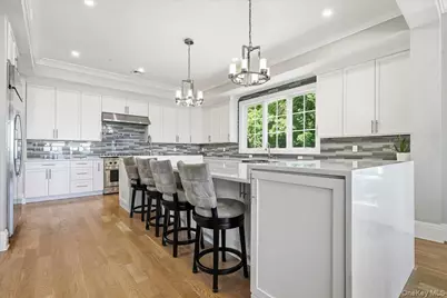 7 Preston Lane, East Setauket, NY 11733 - Photo 13