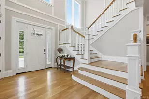7 Preston Ln, East Setauket, NY 11733 - Photo 5