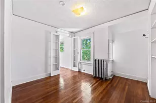 17 Midland Ave, White Plains, NY 10606 - Photo 13
