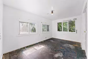 17 Midland Ave, White Plains, NY 10606 - Photo 9