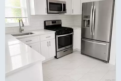 162 Colonial Avenue, Williston Park, NY 11596 - Photo 5