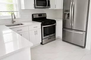 162 Colonial Ave, Williston Park, NY 11596 - Photo 5
