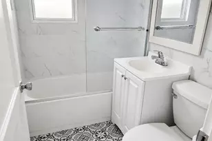 162 Colonial Ave, Williston Park, NY 11596 - Photo 13