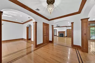 10 Greenwich Ave, Central Valley, NY 10917 - Photo 5