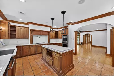 10 Greenwich Avenue, Central Valley, NY 10917 - Photo 11