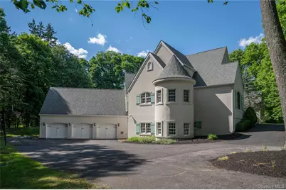 10 Greenwich Avenue, Central Valley, NY 10917 - Photo 3