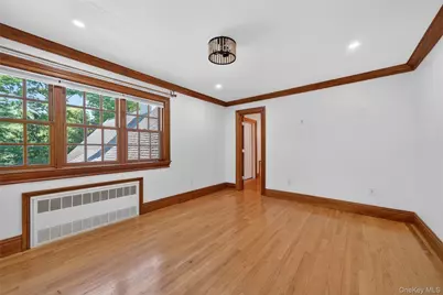 10 Greenwich Avenue, Central Valley, NY 10917 - Photo 31