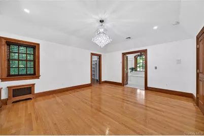 10 Greenwich Avenue, Central Valley, NY 10917 - Photo 23