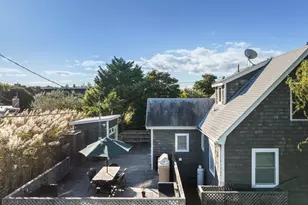 38 Homesite Ave, Seaview, NY 11770 - Photo 27