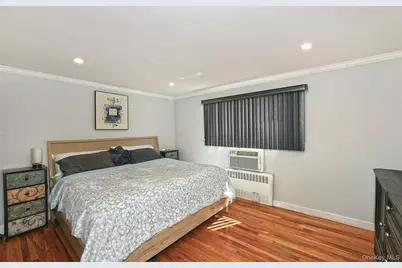 172 Edmunton Drive #D9, North Babylon, NY 11703 - Photo 11