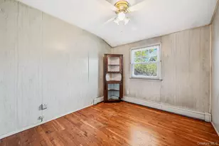 345 Earle St, Central Islip, NY 11722 - Photo 17