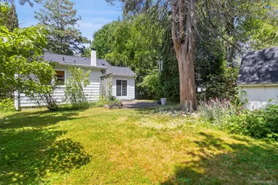 3206 Hollywood Street, Mohegan Lake, NY 10547 - Photo 31