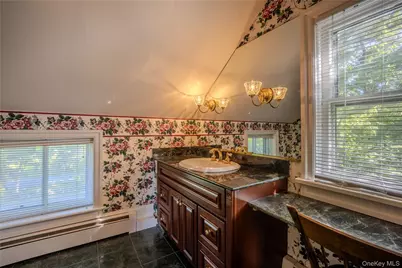 190 Dunthorne Drive, Bloomingburg, NY 12721 - Photo 17