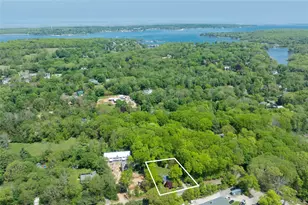 16 Bowditch Rd, Shelter Island, NY 11964 - Photo 5