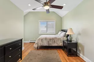 2935 Bay Dr, Merrick, NY 11566 - Photo 23