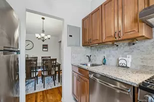 200 Lexington Ave, Oyster Bay, NY 11771 - Photo 23