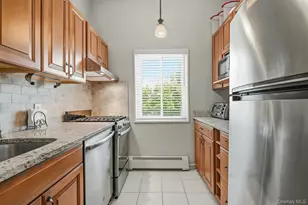 200 Lexington Ave, Oyster Bay, NY 11771 - Photo 21
