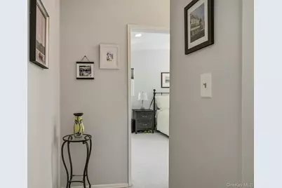 200 Lexington Avenue #8B, Oyster Bay, NY 11771 - Photo 25