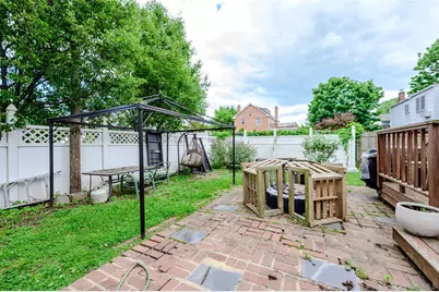 2477 Margaret Street, Bellmore, NY 11710 - Photo 15