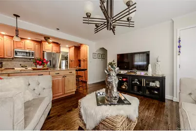 2477 Margaret Street, Bellmore, NY 11710 - Photo 29