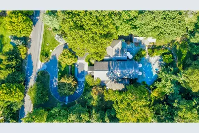 16 Barkers Point Road, Sands Point, NY 11050 - Photo 43