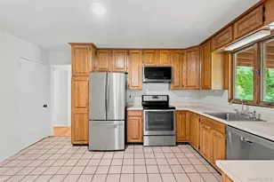 43 Tanya Ln, Mahopac, NY 10541 - Photo 13