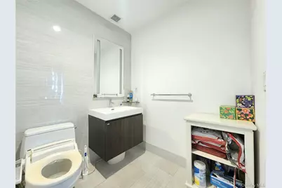 131-05 40 Road #16J, Flushing, NY 11354 - Photo 17