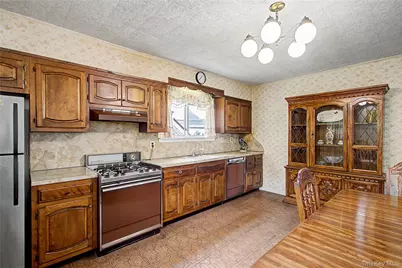 83-87 Staunton Street, Yonkers, NY 10704 - Photo 11