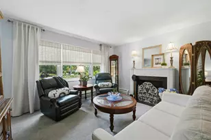 5 Crabapple Ct, Mount Sinai, NY 11766 - Photo 13