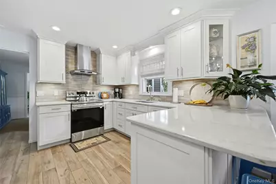 5 Crabapple Court, Mount Sinai, NY 11766 - Photo 5