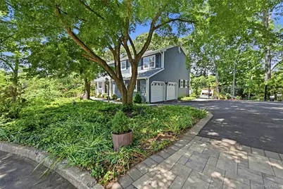 5 Crabapple Court, Mount Sinai, NY 11766 - Photo 1