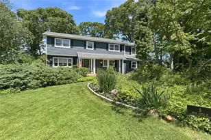 5 Crabapple Ct, Mount Sinai, NY 11766 - Photo 3