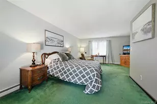 5 Crabapple Ct, Mount Sinai, NY 11766 - Photo 25