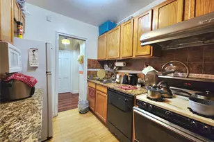 143-07 Sanford Ave, Flushing, NY 11355 - Photo 17