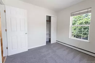 185 Magnolia Dr, Selden, NY 11784 - Photo 15