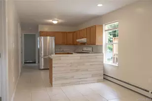 185 Magnolia Dr, Selden, NY 11784 - Photo 17