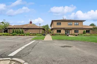 100 Daly Boulevard #1802, Oceanside, NY 11572 - Photo 19