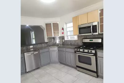 70 Elm Avenue #Right, Mount Vernon, NY 10550 - Photo 1