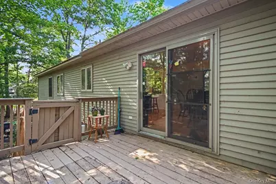 160 Lake Shore Drive E, Rock Hill, NY 12775 - Photo 9