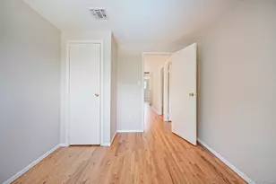 2 Barry Ln, Mount Sinai, NY 11766 - Photo 27