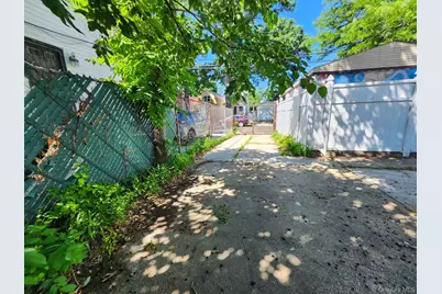 16604 144th Avenue, Springfield Gardens, NY 11434 - Photo 19