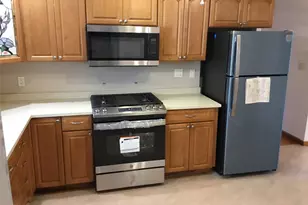 198 Clermont Pl, New York, NY 10314 - Photo 5
