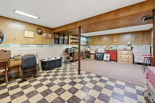 50 Moeller St, Hicksville, NY 11801 - Photo 15