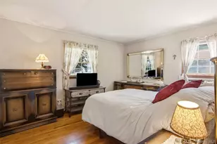 22 Berry Ln, Centereach, NY 11720 - Photo 15