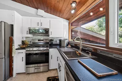 424 Laroe Road, Chester, NY 10918 - Photo 35