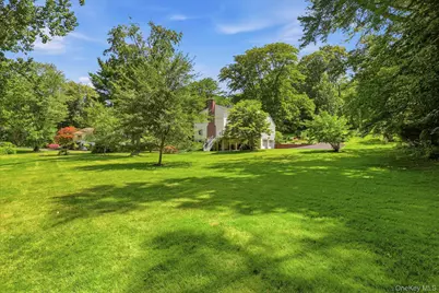 629 Scarborough Road, Briarcliff Manor, NY 10510 - Photo 33